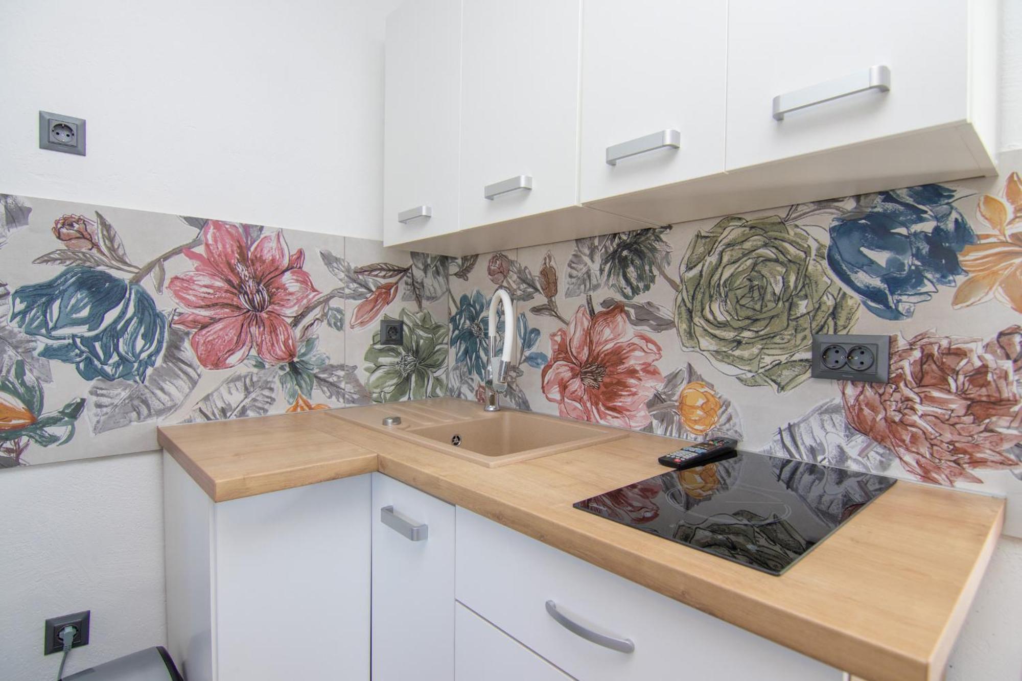 Apartments Flowers Krk Town Bagian luar foto